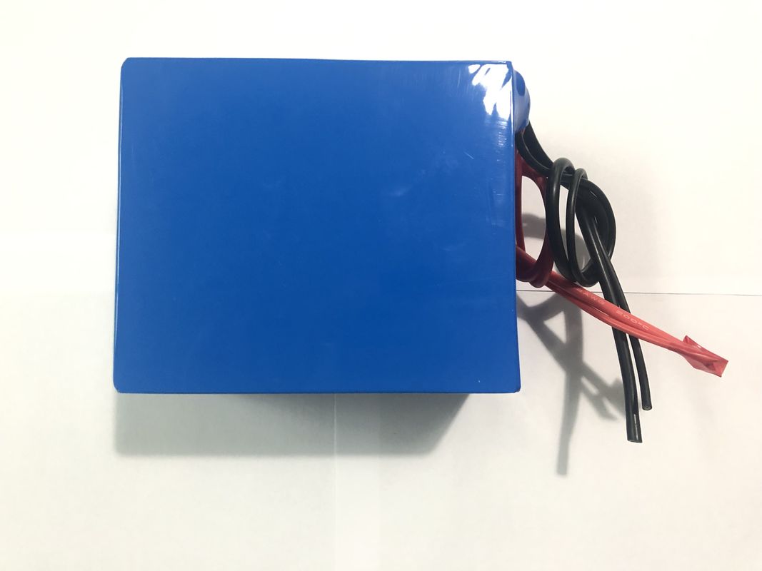 ODM 14.8 V 15A E-bisiklet ve elektrikli motor için üçlü lityum iyonlu batarya paketi
